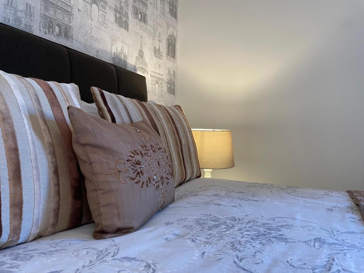 St Georges Balcony Suite With Parking 朴次茅斯 外观 照片